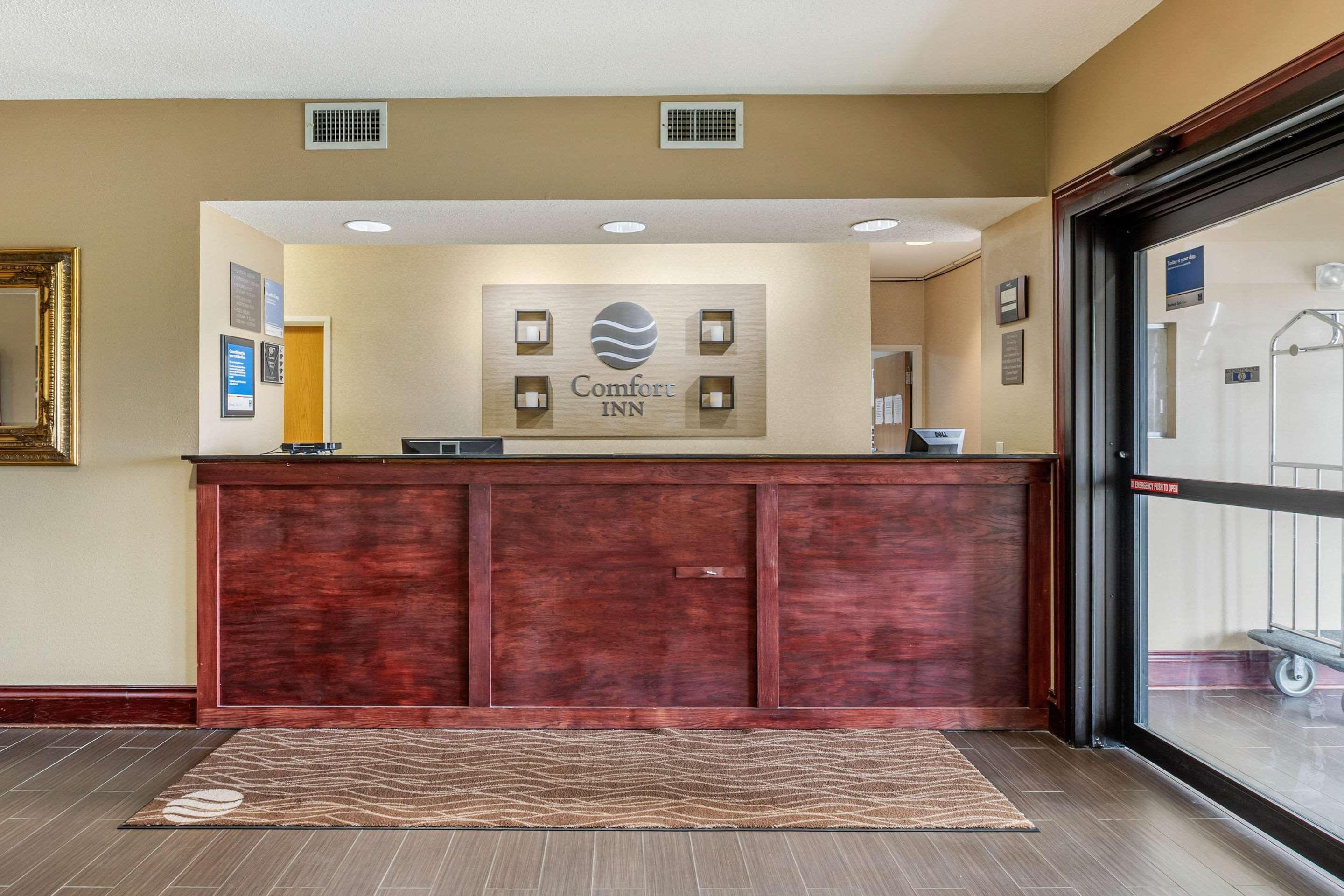 Comfort Inn Walcott Near Davenport Εξωτερικό φωτογραφία