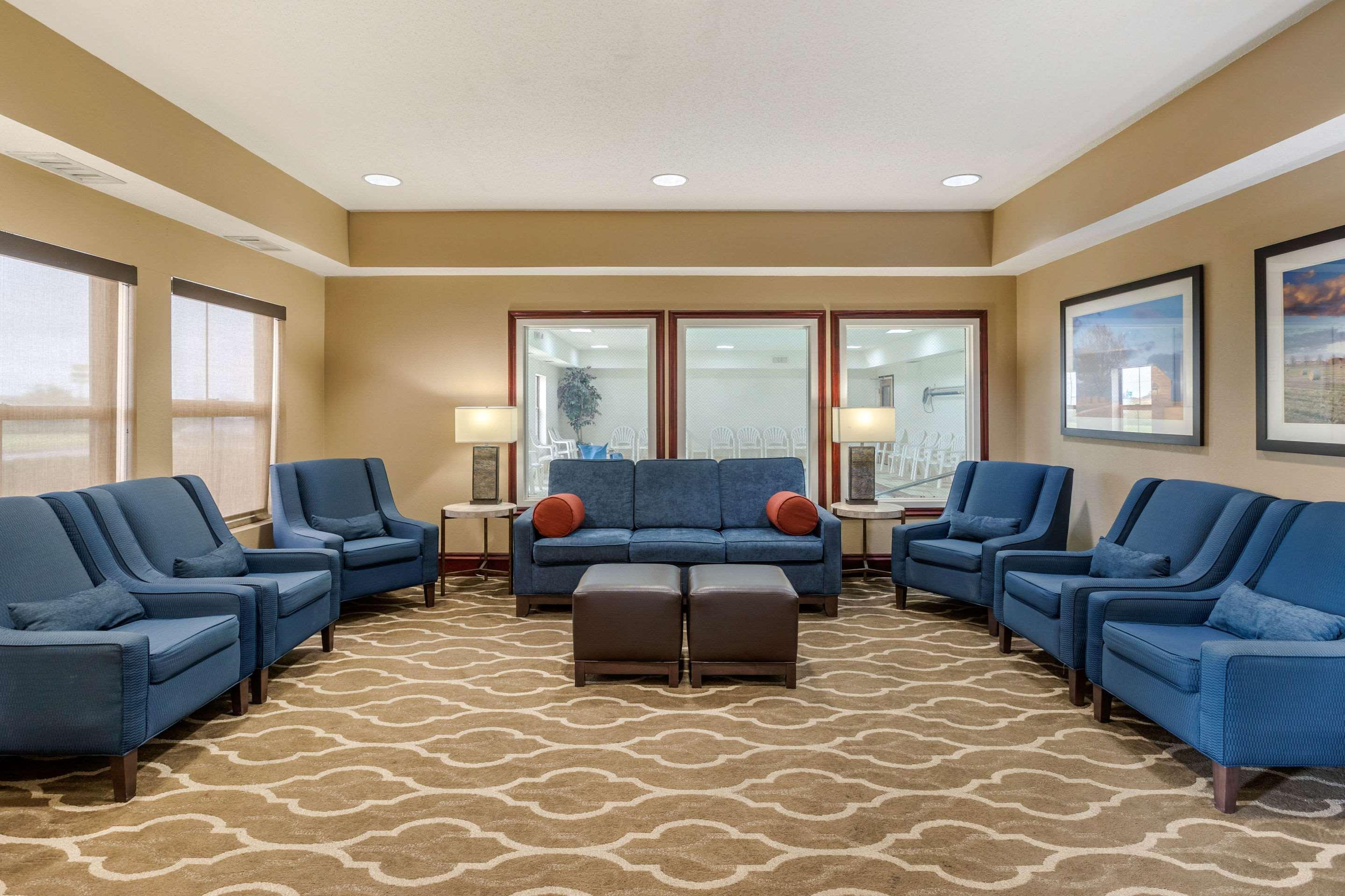 Comfort Inn Walcott Near Davenport Εξωτερικό φωτογραφία