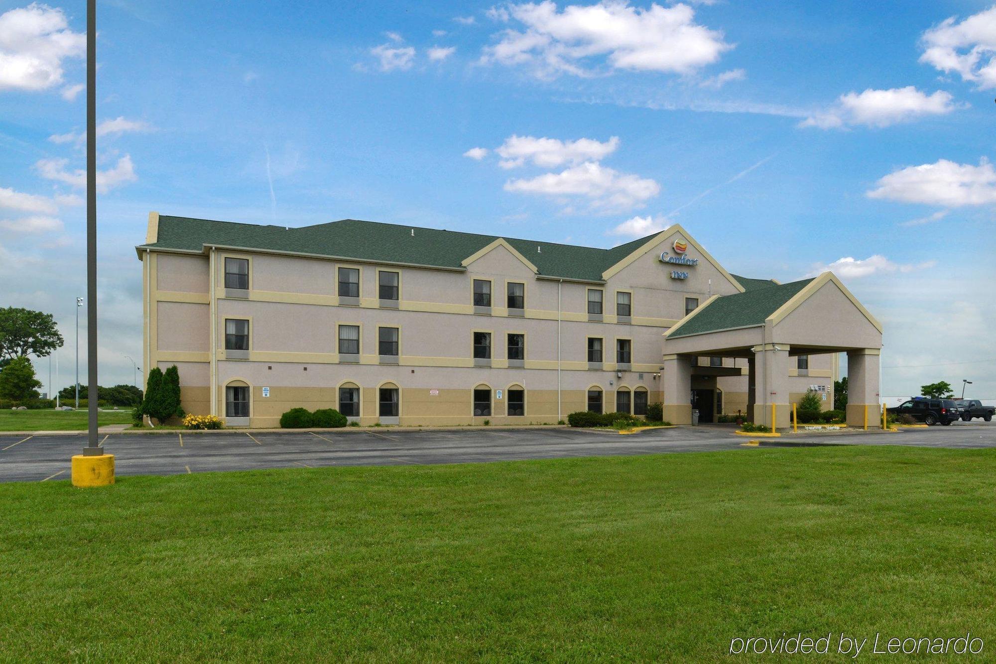 Comfort Inn Walcott Near Davenport Εξωτερικό φωτογραφία